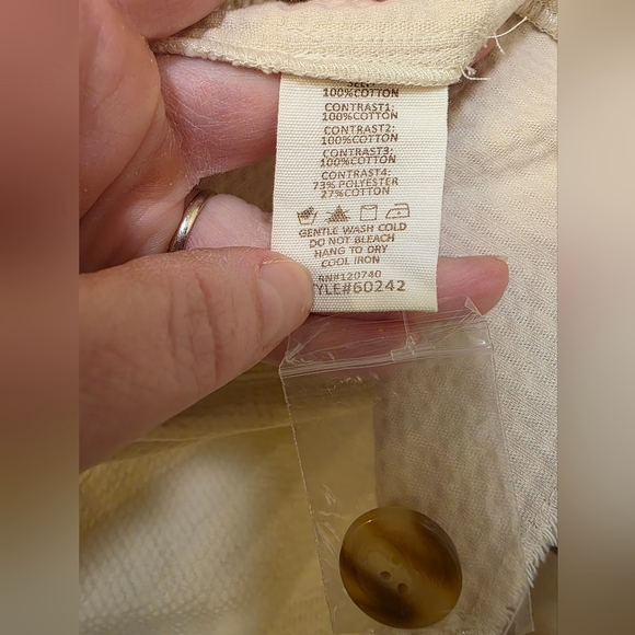 Color Block Button Down Shacket - Picture 8 of 9